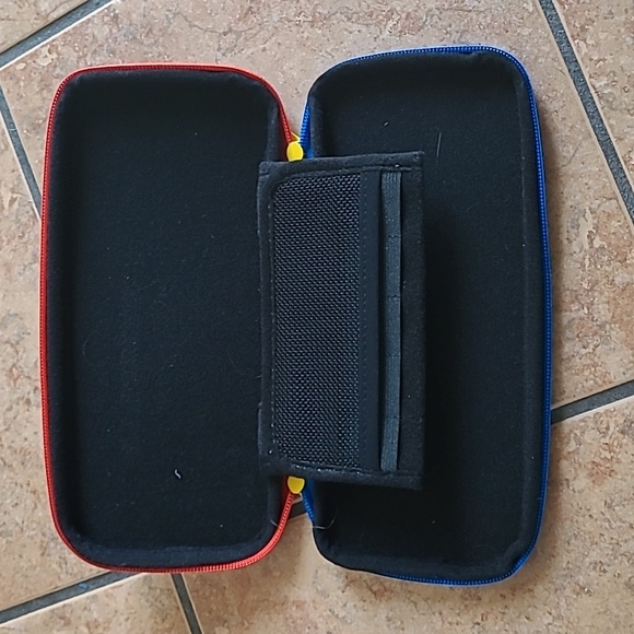 Nintendo Switch Mario Case! - Picture 3 of 10